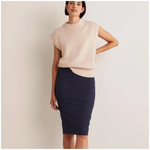 Boden Hampshire Ponte Skirt in Navy Blue - Picture 2 of 8